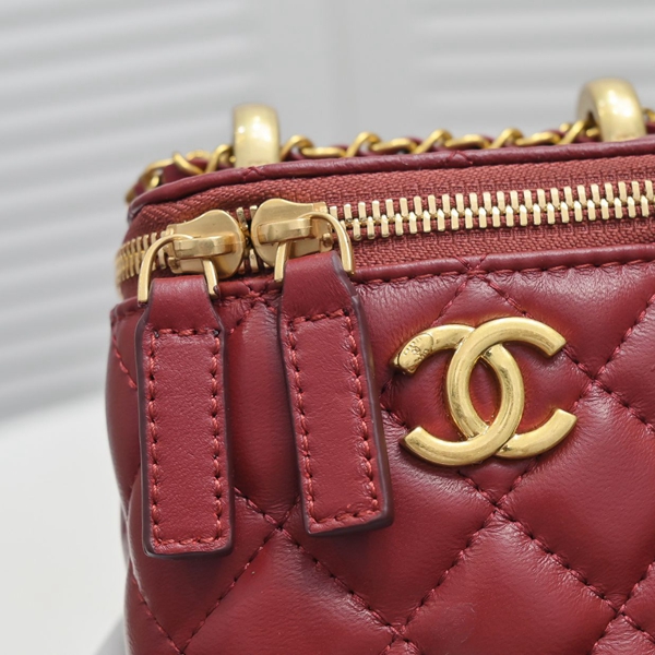 シャネルバッグ角部分ディテール